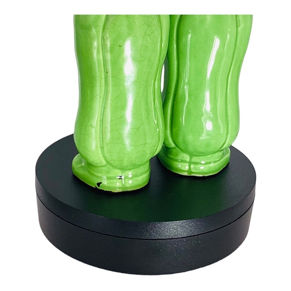 Salt and Pepper Shakers Green Peppers Cork Stoppers 5" - Picture 4 of 5